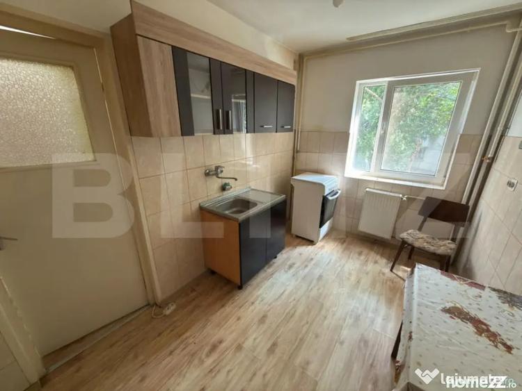 Apartament cu 2 camere decomandat în Vest