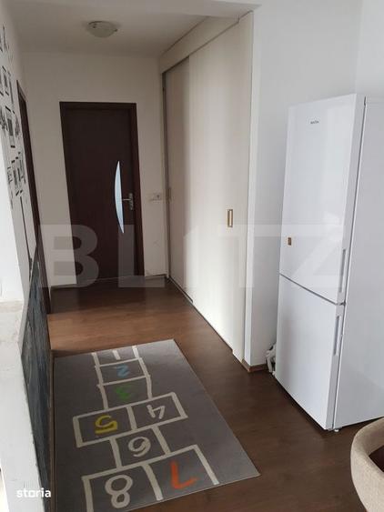Apartament cu 2 camere decomandat în Tăuți