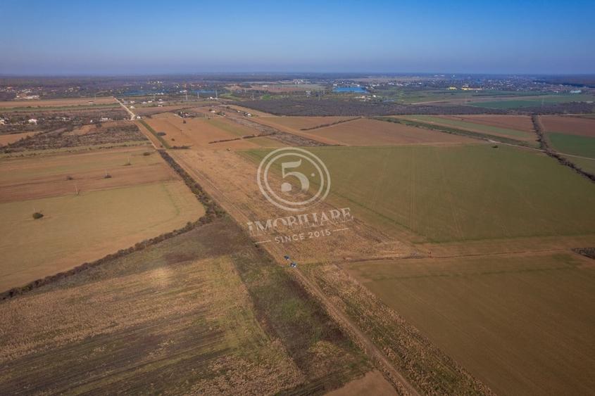 Teren Construcții intravilan de 1118 mp, în Periș