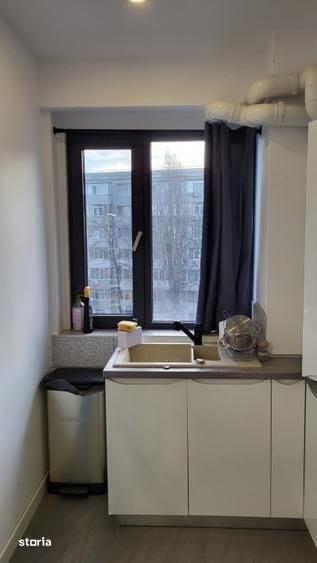 Apartament cu 3 camere în Gara de Nord
