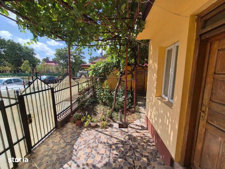 Casă cu 4 camere cu Teren 260 Mp în Hașdeu