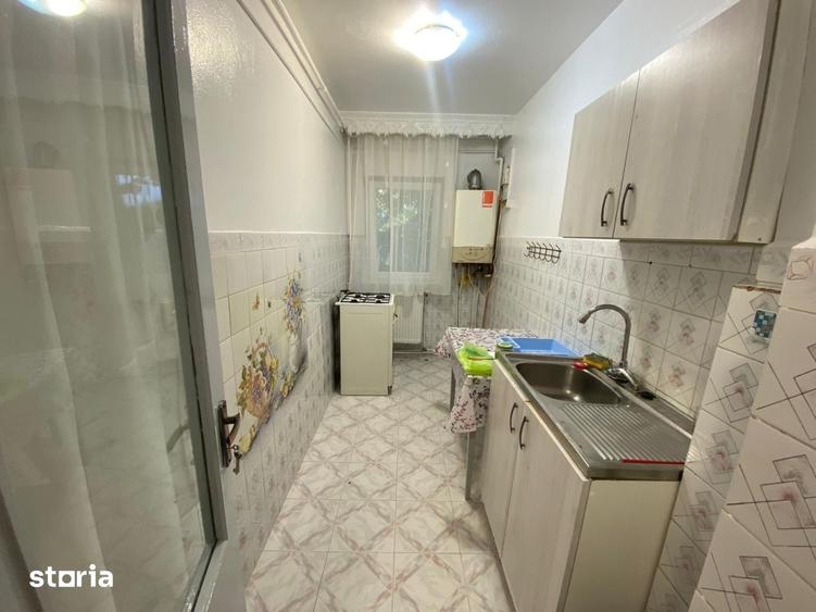 Garsonieră decomandată, mobilată în Bistrița Lac