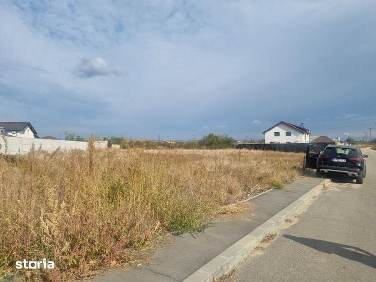 Teren de 1600 mp, în Bariera Vâlcii
