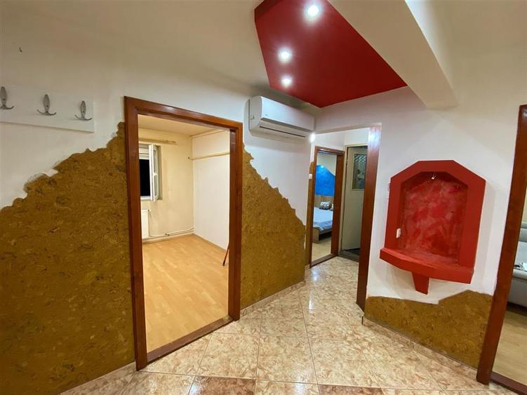 RECO Apartament 3 camere decomandat de inchiriat in Rogerius. - 11