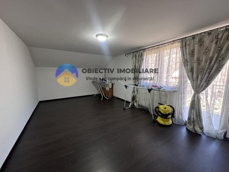 Casă individuală cu 4 camere cu Teren 1227 Mp în Pângărăcior