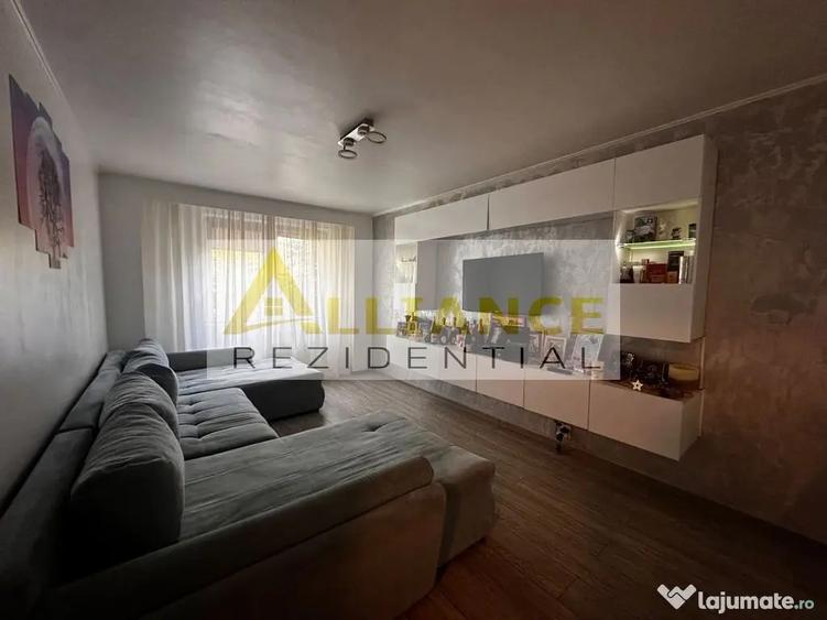 Apartament cu 3 camere decomandat în Apărătorii Patriei