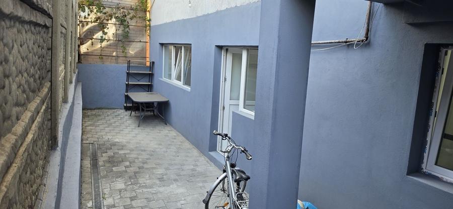 Apartament cu 3 camere semidecomandat în Bucureștii Noi