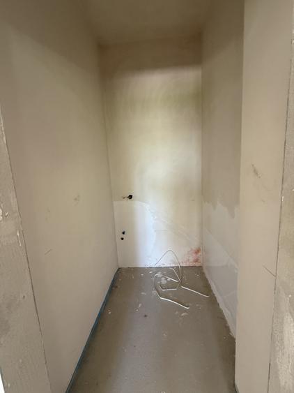 Apartament cu 2 camere semidecomandat în Florești