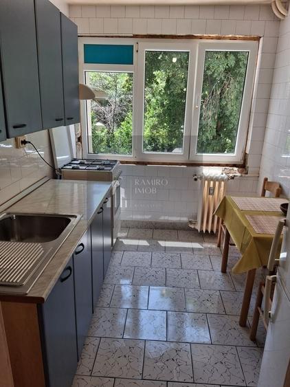 Apartament cu 2 camere semidecomandat în Titan