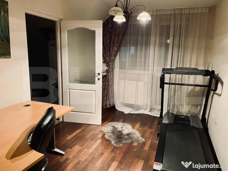 Casă cu 6 camere cu Teren 400 Mp în Unirea