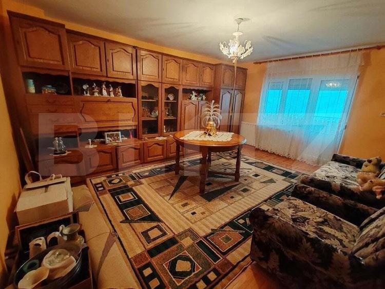 Casă cu 4 camere cu Teren 1700 Mp în Surduc