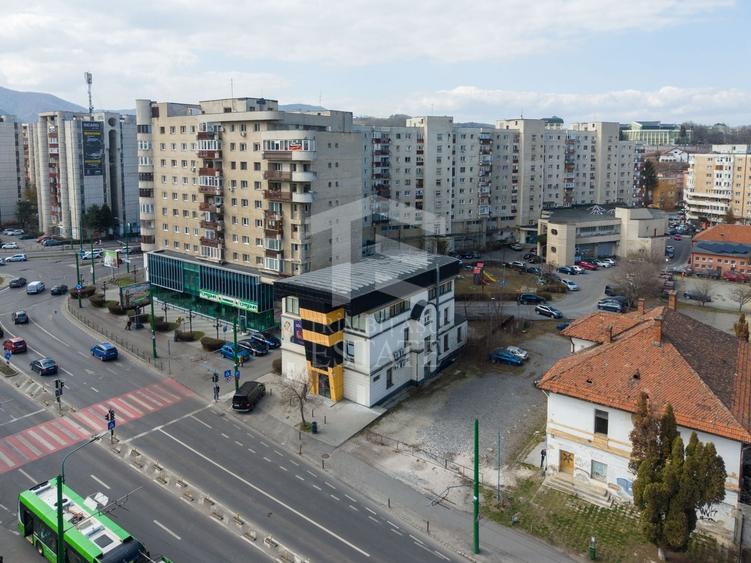 Spațiu comercial, de 612 mp, în 13 Decembrie