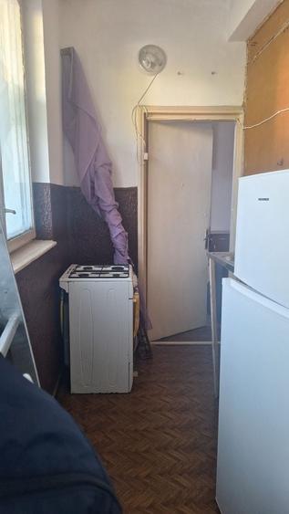 Garsonieră decomandată în Micro 38