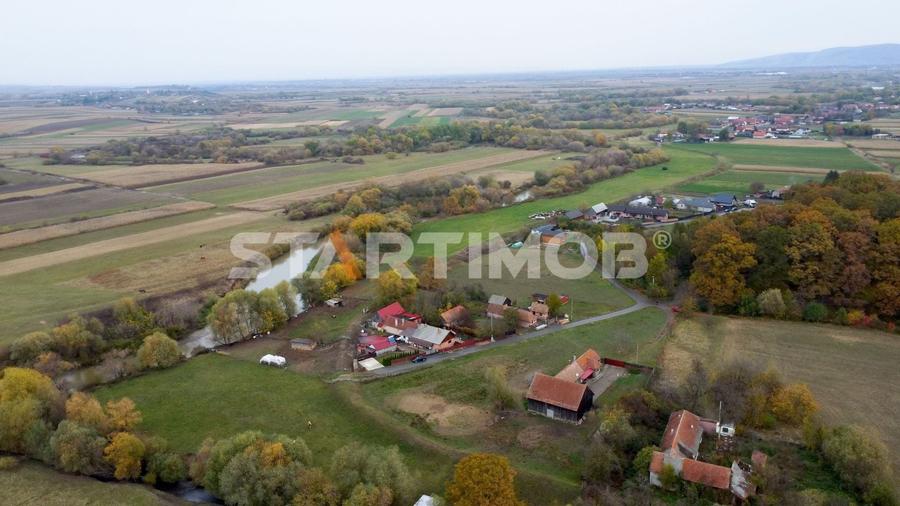 Teren Construcții intravilan de 3550 mp, în Lunca Calnicului