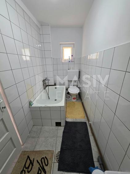 Casă individuală cu 3 camere cu Canalizare în Central