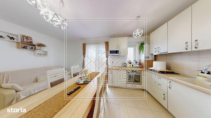 Ap mobilat modern, 3 camere, balcon mare, Etaj 2, parcare - 3