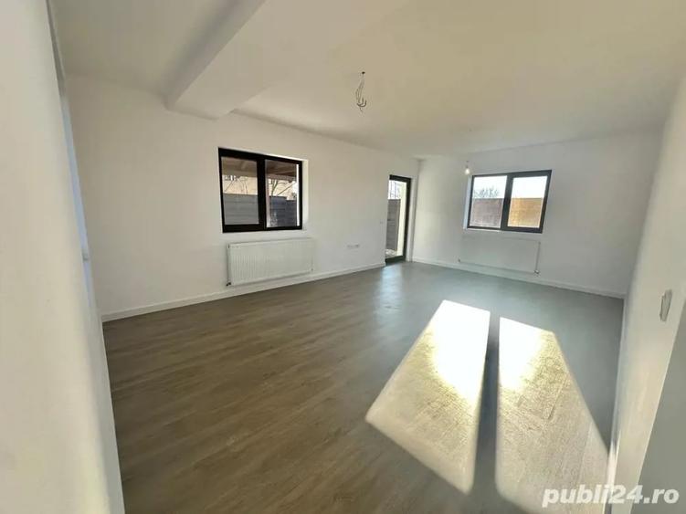 Casă cu Teren 400 Mp în Nord