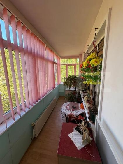 Apartament cu 3 camere decomandat, mobilat în Hunedoara