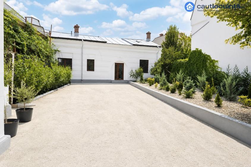 Casă cu 2 camere cu Teren 200 Mp în Unirii