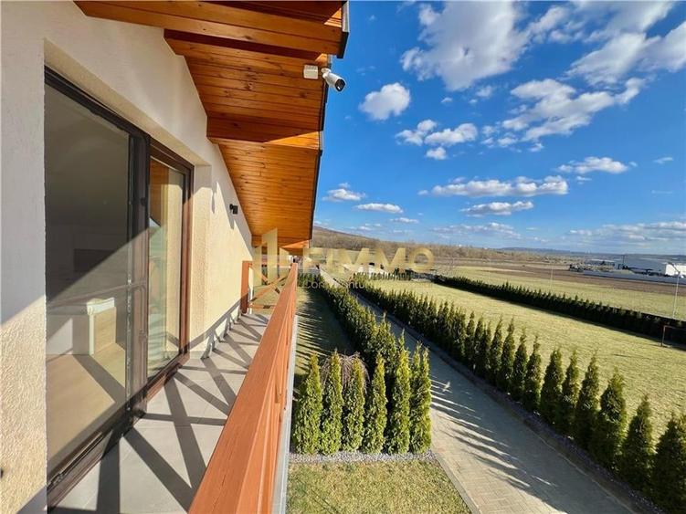 Casă individuală cu 5 camere cu Teren 1600 Mp în Pătrăuți