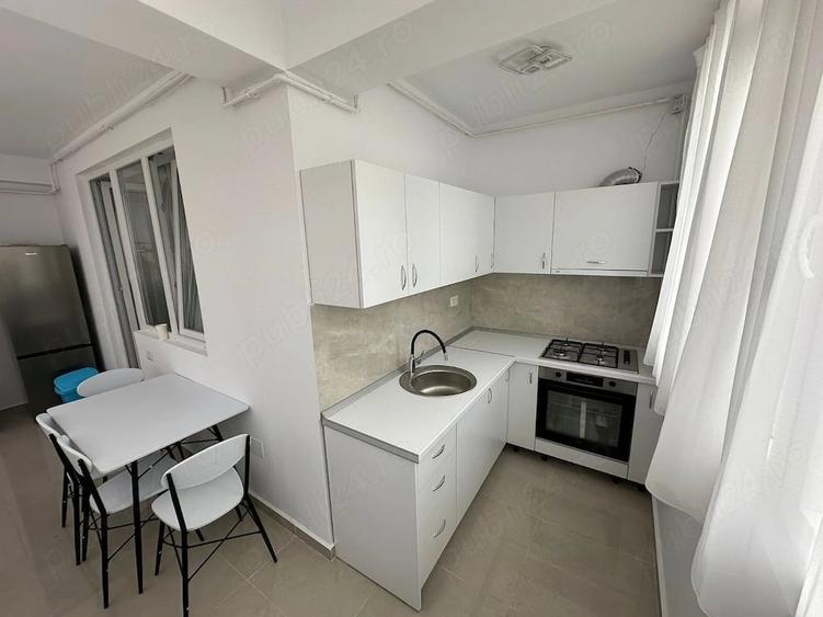 Apartament cu 2 camere decomandat în Roșu