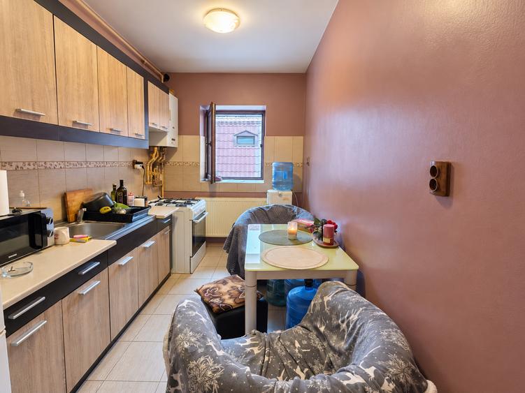 Apartament cu 2 camere semidecomandat în Popești-Leordeni