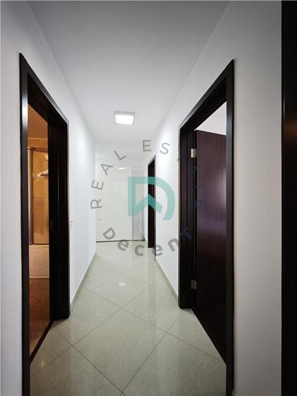 Apartament cu 4 camere decomandat, mobilat în Brașovul Vechi