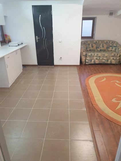 Spațiu comercial, de 380 mp, în Sud