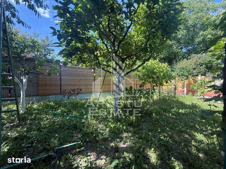 Casă cu 3 camere cu Teren 421 Mp în Plopi