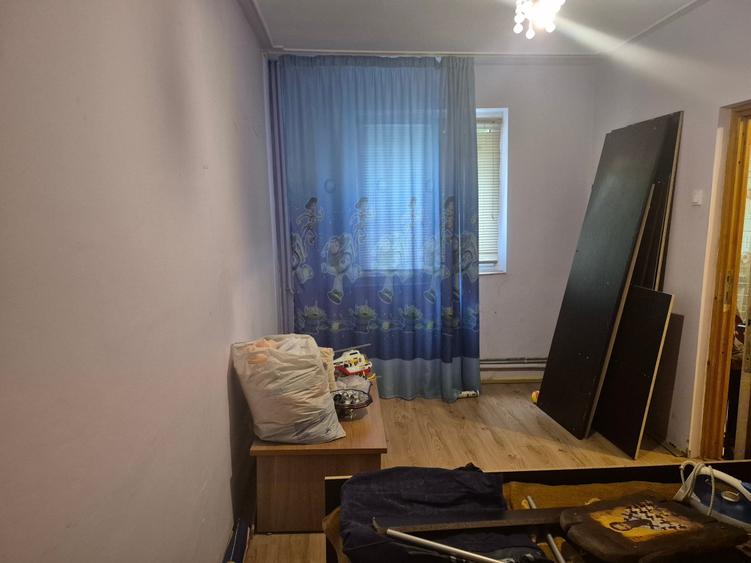 Apartament cu 2 camere decomandat în Alexandru cel Bun
