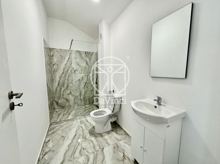 Apartament cu 3 camere semidecomandat, mobilat în Exterior Vest