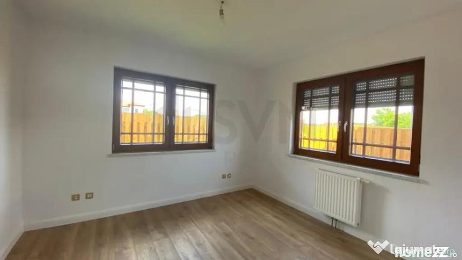 Casă cu 5 camere cu Teren 430 Mp în Corbeanca