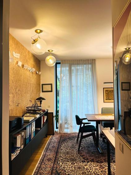 Apartament cu 4 camere în Aviatorilor