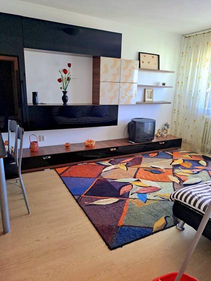 Apartament cu 2 camere decomandat în Găvana