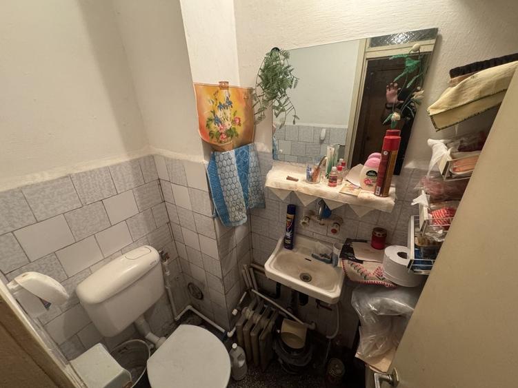 Apartament cu 3 camere decomandat, mobilat în Inel I