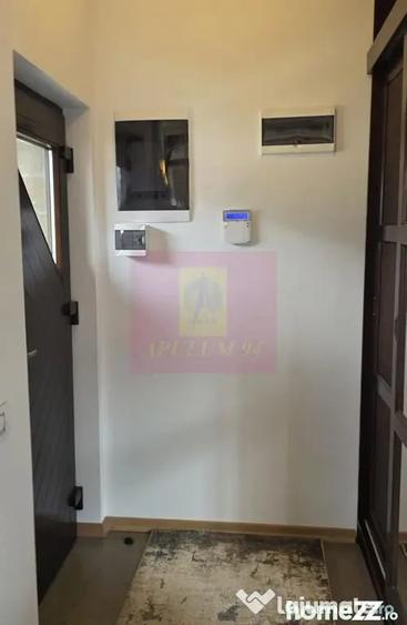 Casă cu 5 camere cu Teren 680 Mp în Central