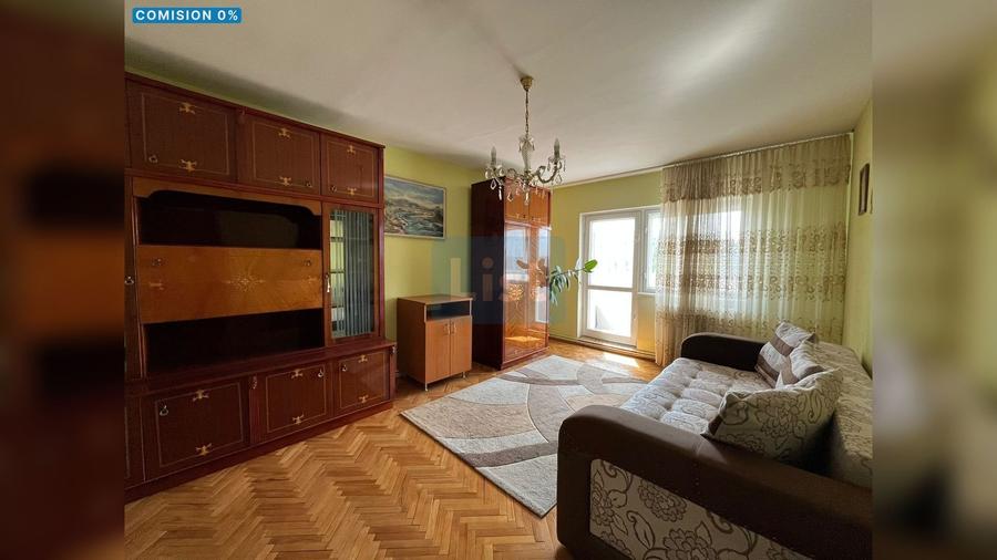 Apartament cu 3 camere decomandat în Zorilor