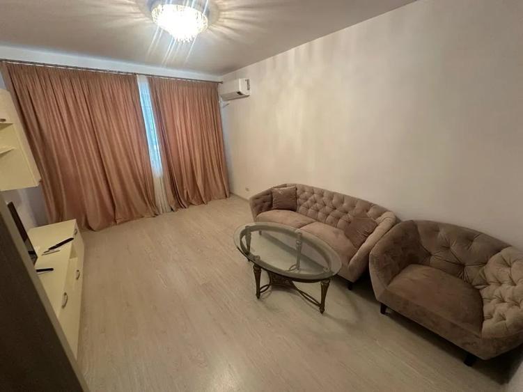 Apartament cu 2 camere decomandat în Drumul Taberei
