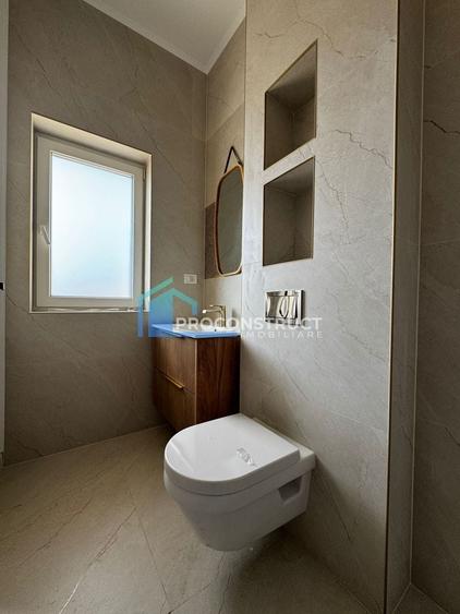 Duplex cu 4 camere cu Canalizare în Dumbrăvița
