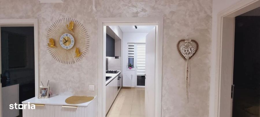 Apartament cu 2 camere decomandat, mobilat în Progresul