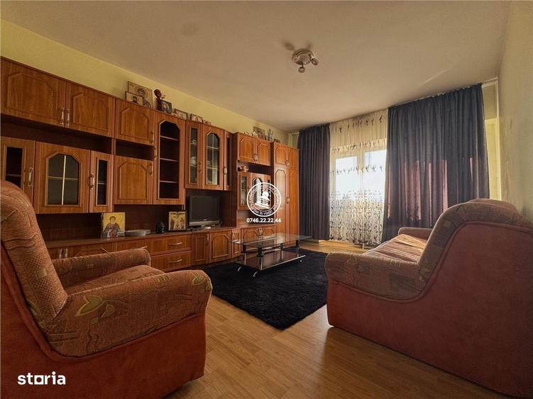 Apartament cu 3 camere decomandat, mobilat în Frumoasa