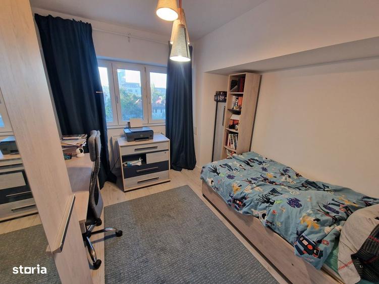 Apartament cu 5 camere decomandat în Dorobanți