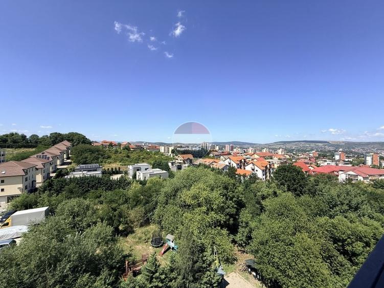 Apartament cu 2 camere semidecomandat, mobilat în Zorilor