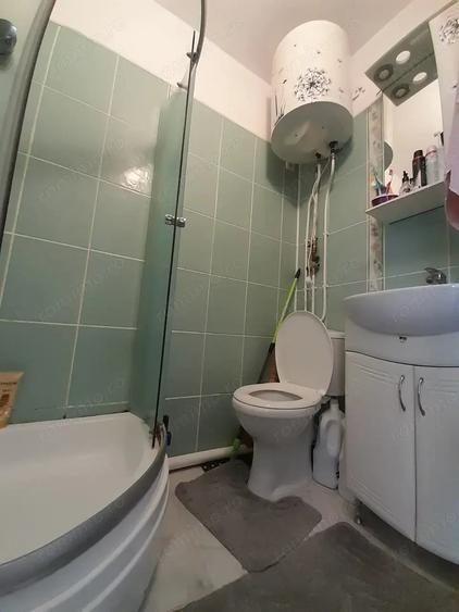 Garsonieră în Lipovei