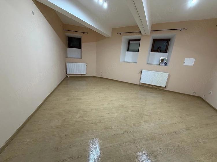 Spațiu comercial, de 70 mp, în Fabric