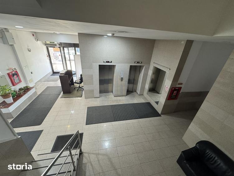 Spațiu comercial, de 1,250 mp, în Dacia