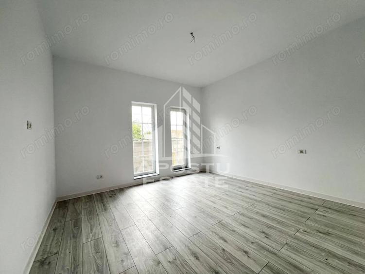 Casă cu 3 camere cu Teren 287 Mp în Sânandrei