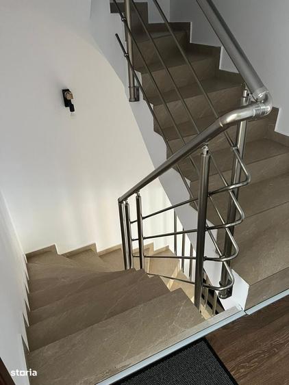 Casă cu 4 camere cu Teren 91 Mp în Central