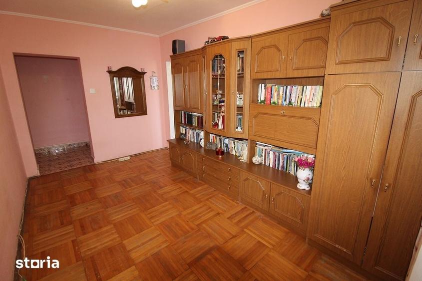Vand apartament 2 camere in Hunedoara, zona Micro6-Profi Market, 36mp - 9