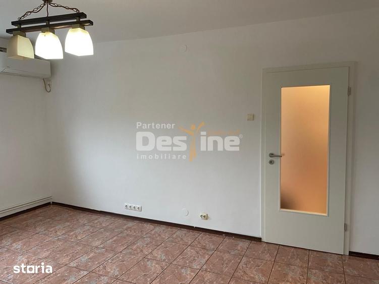 Apartament cu 3 camere în Rahova